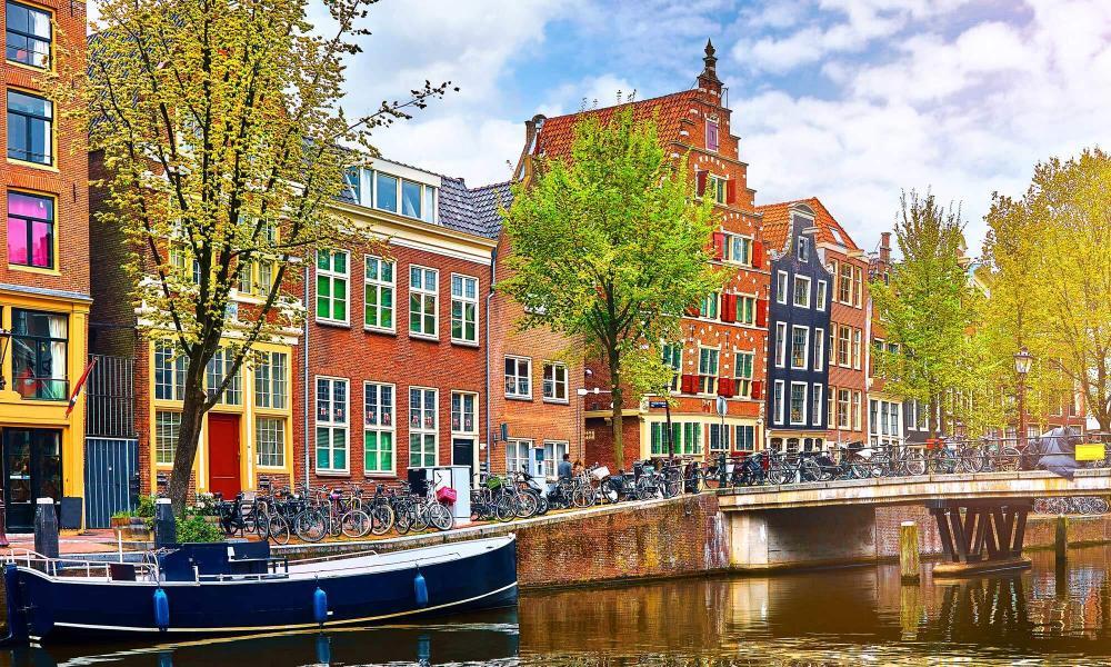 Most Beautiful Canal Cities in the World: Your Travel Guide